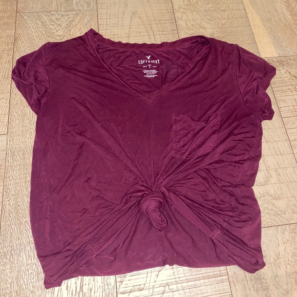 American Eagle Outfitters Tops - Soft and Sexy American Eagle T-Shirt